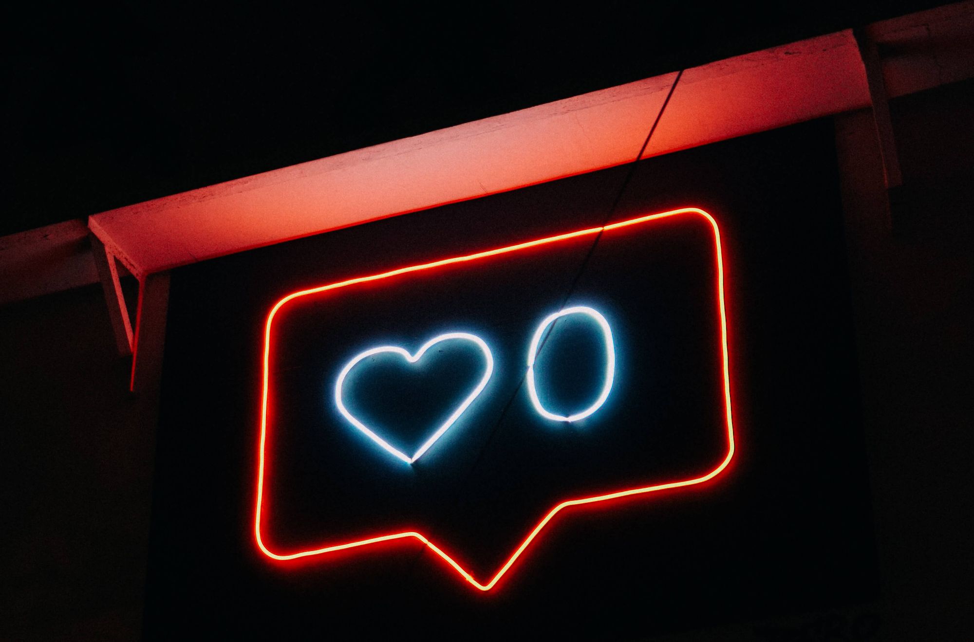 Neon sign with zero hearts